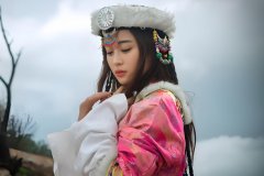 嘴唇厚与薄的女人面相