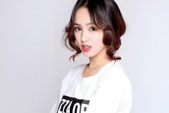 眼睛一大一小看婚姻