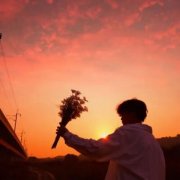 2025年情人节祝福语,2025年最新情人节祝福语100条